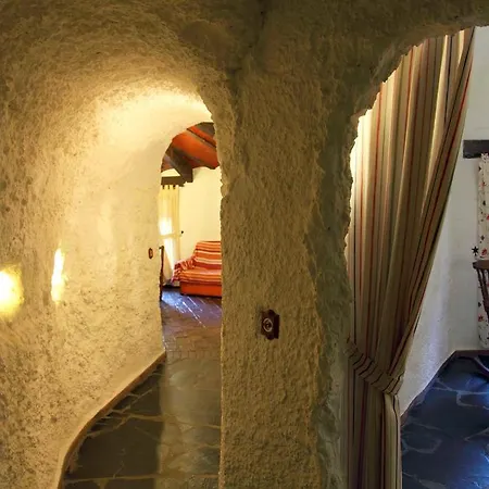 Cuevas Del Zenete * Alcudia de Guadix